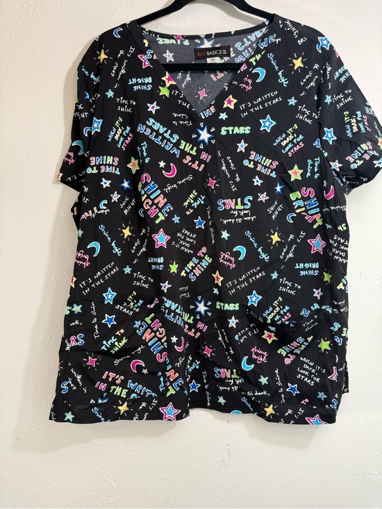 Koi basics Tops - Scrub top "shine bright " moon and stars graphic size 2X